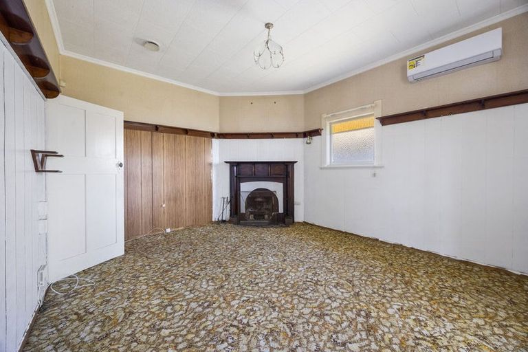 Photo of property in 14 Waihi Road, Hawera, 4610