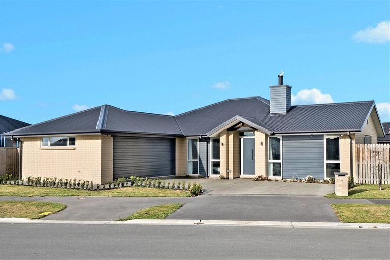 Photo of property in 18 Kendon Drive, Rolleston, 7614
