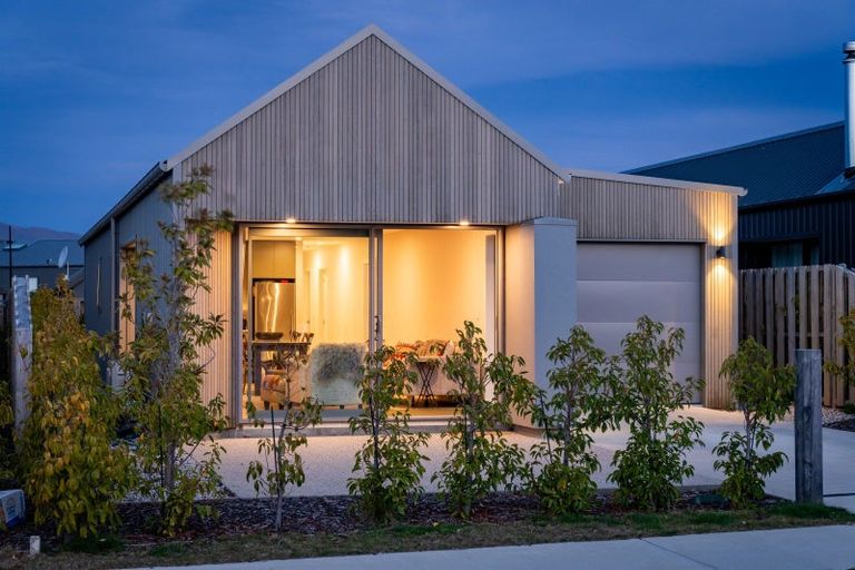 Photo of property in Northlake, 30 Lindis Road, Wanaka, 9305