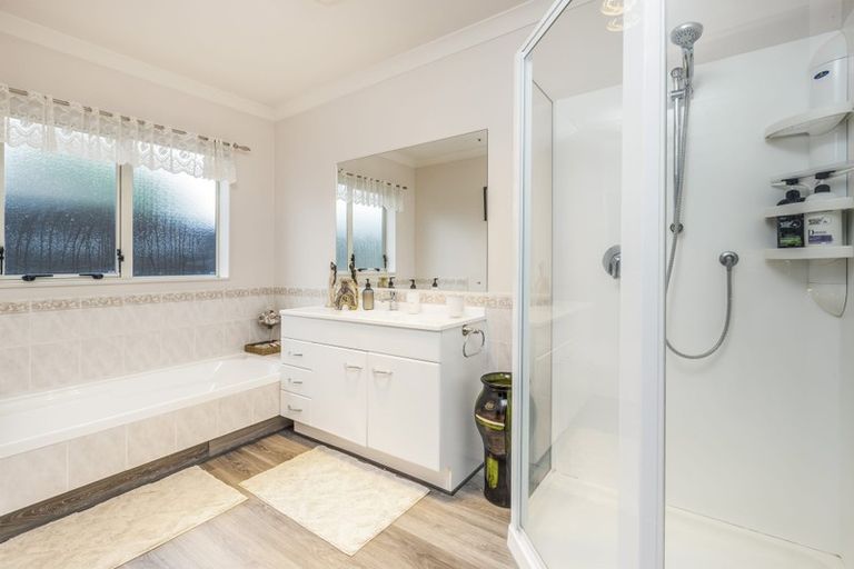 Photo of property in 81 Waimahia Avenue, Weymouth, Auckland, 2103