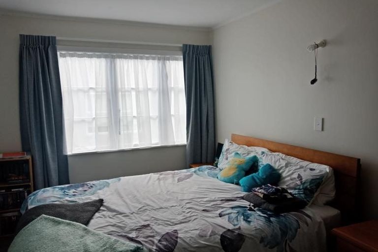 Photo of property in 55 Durham Crescent, Fairfield, Lower Hutt, 5011