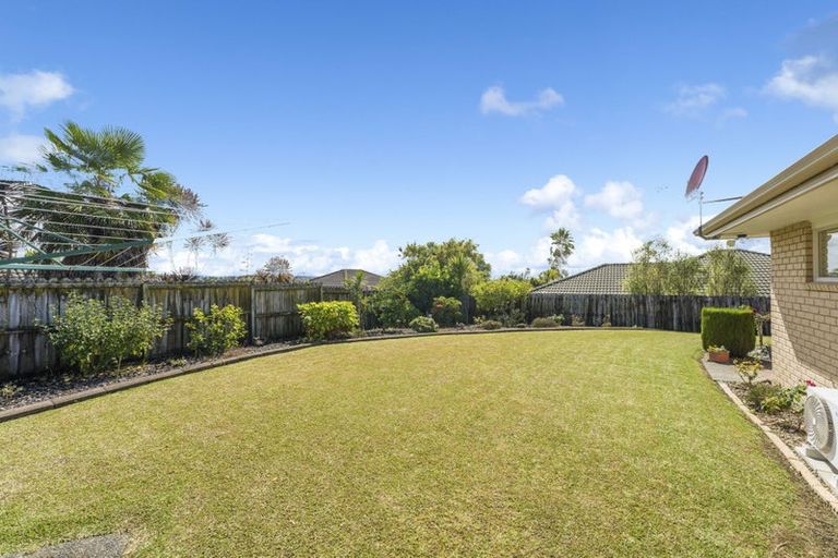 Photo of property in 4 Sandhurst Rise, Henderson, Auckland, 0612