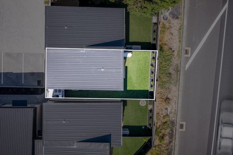 Photo of property in 96b Bluebird Crescent, Unsworth Heights, Auckland, 0632