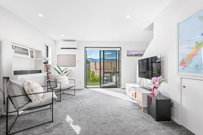 Photo of property in 2c Avon Street, Waterloo, Lower Hutt, 5011