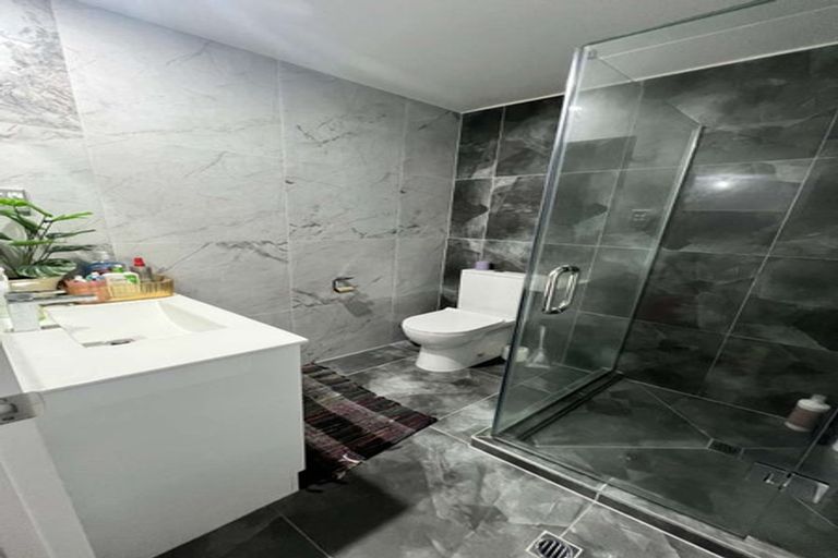 Photo of property in 73 Marendellas Drive, Bucklands Beach, Auckland, 2014