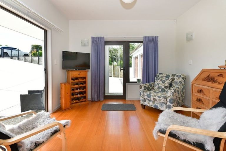 Photo of property in 315 Kahikatea Flat Road, Waitoki, Kaukapakapa, 0871