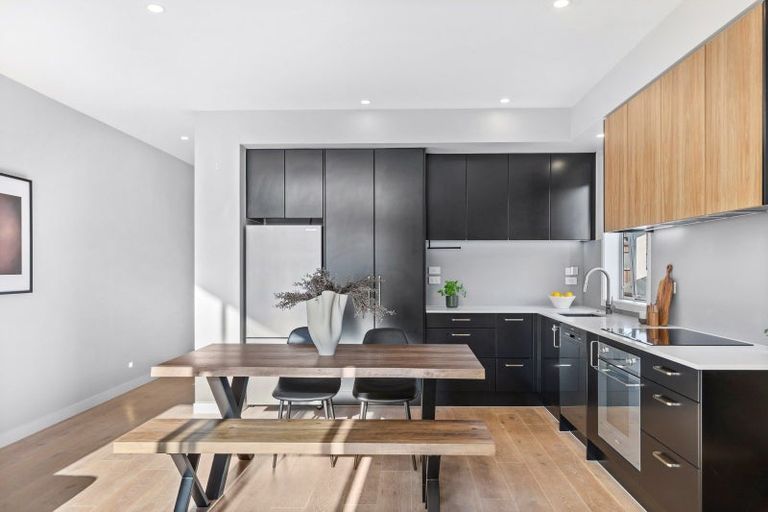 Photo of property in 14/2 Warrant Officer Lane, Hobsonville, Auckland, 0616