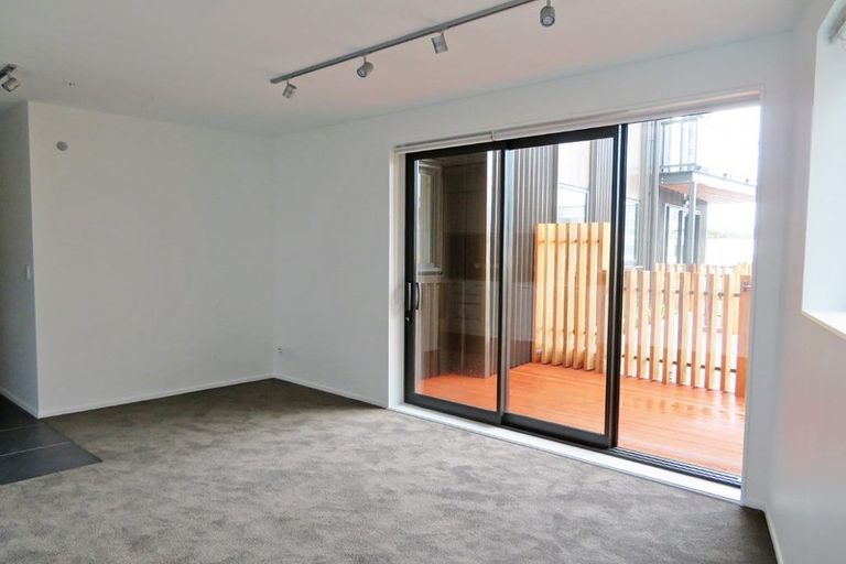 Photo of property in The Firemans Apartments, 108/321 Jackson Street, Petone, Lower Hutt, 5012