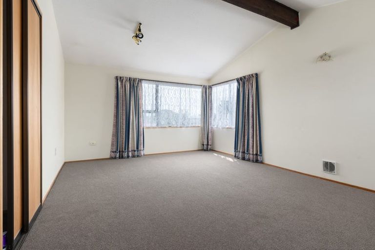 Photo of property in 162 Halswell Junction Road, Halswell, Christchurch, 8025