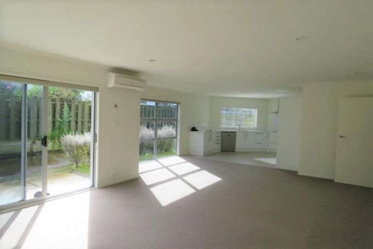 Photo of property in 3 Mill Road, New Plymouth, 4310