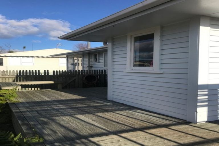 Photo of property in 2a Coulter Road, Owhata, Rotorua, 3010