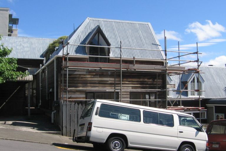 Photo of property in 90 Majoribanks Street, Mount Victoria, Wellington, 6011