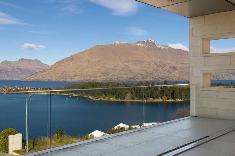 Photo of property in 74 Panorama Terrace, Queenstown, 9300