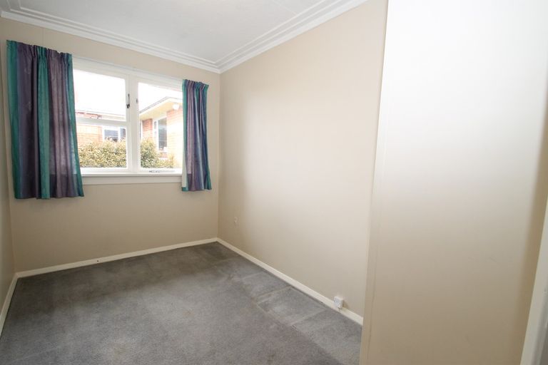 Photo of property in 37 Gilkison Street, Halfway Bush, Dunedin, 9010