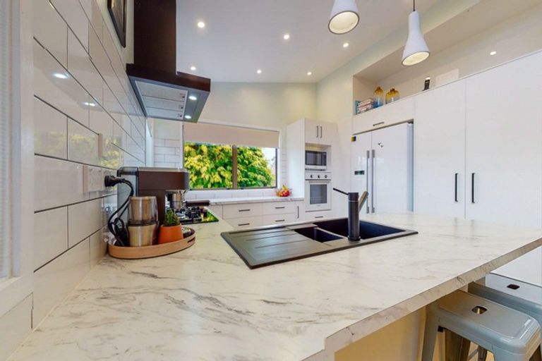 Photo of property in 16 Station Road, Puriri, Thames, 3578