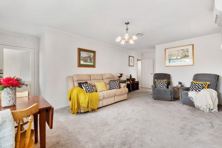 Photo of property in 20 Brynbela Court, Papakura, 2110