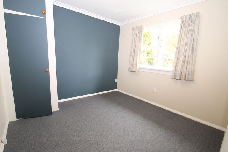 Photo of property in 37 Gilkison Street, Halfway Bush, Dunedin, 9010