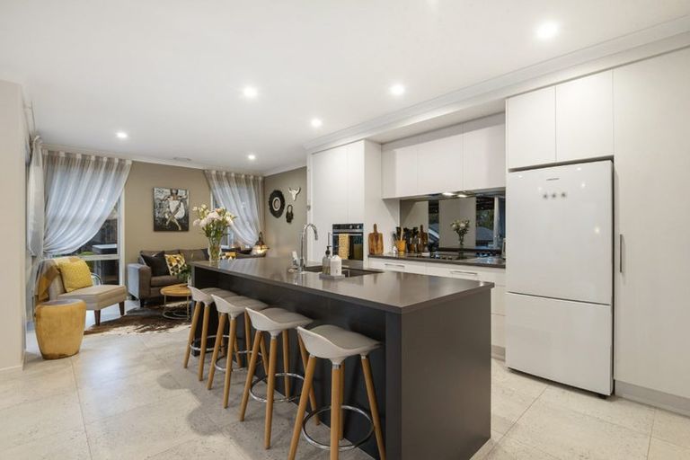 Photo of property in 23 Maraeariki Avenue, Orewa, 0931