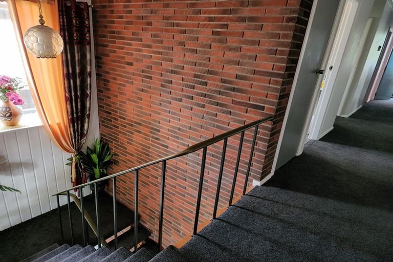 Photo of property in 41 Wai-iti Crescent, Woburn, Lower Hutt, 5010