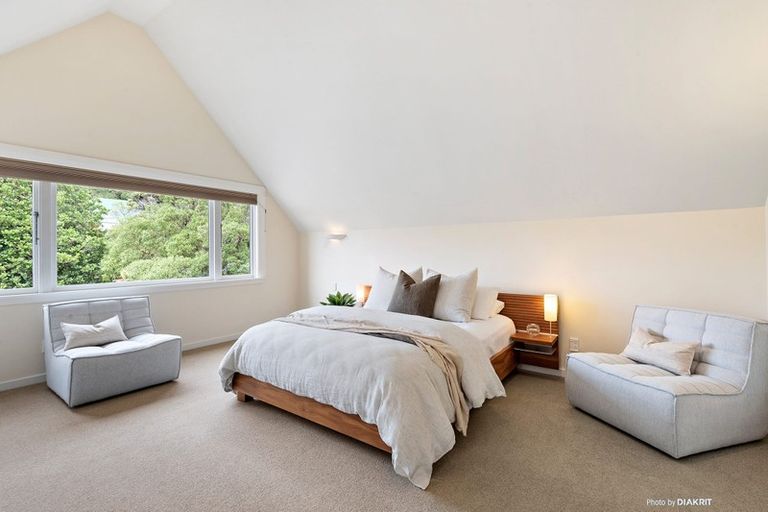 Photo of property in 20 Burnham Street, Seatoun, Wellington, 6022