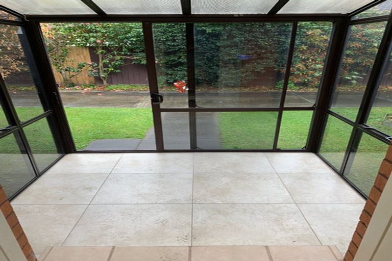 Photo of property in 17 Resolution Place, Bryndwr, Christchurch, 8053