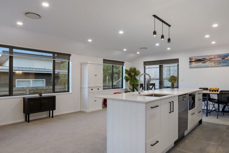 Photo of property in 29 Pakanga Grove, Pyes Pa, Tauranga, 3112