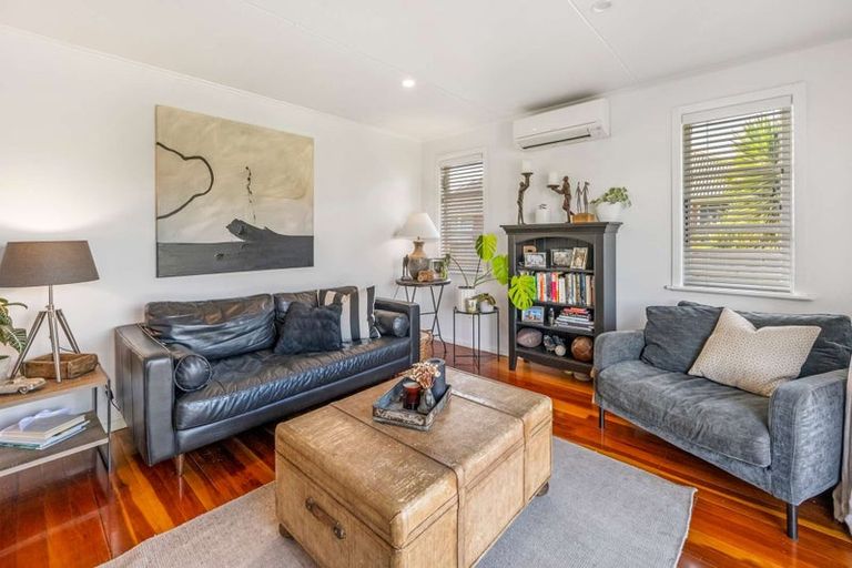 Photo of property in 112 Geddis Avenue, Maraenui, Napier, 4110