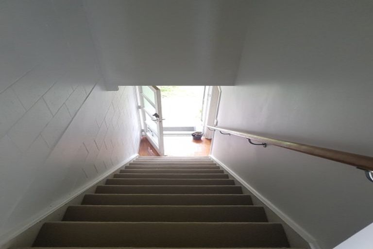 Photo of property in 6/5 Aratonga Avenue, Greenlane, Auckland, 1051