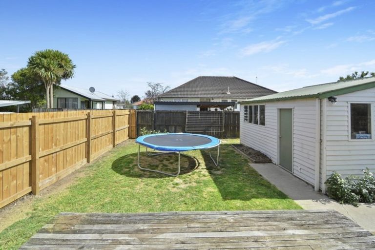 Photo of property in 9 Hockin Place, Fairfield, Hamilton, 3214