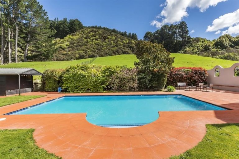 Photo of property in 702 Moonshine Hill Road, Moonshine Valley, Porirua, 5381