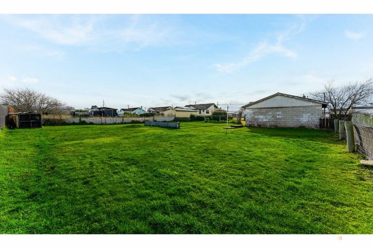Photo of property in 45 Wilkin Street, Waimate, 7924