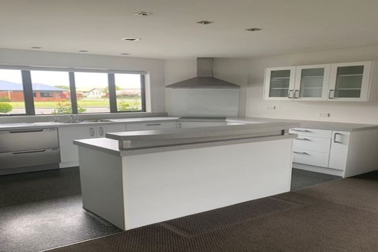 Photo of property in 8 Parkdale Close, Allenton, Ashburton, 7700