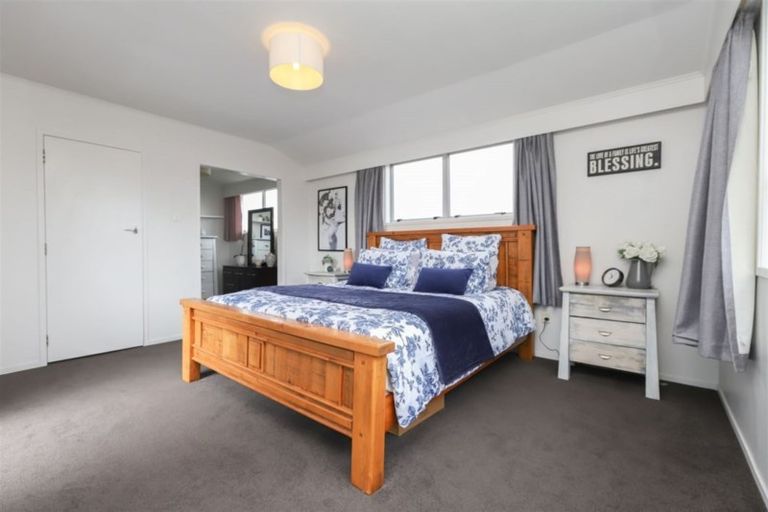 Photo of property in 14 Arkle Place, Nawton, Hamilton, 3200