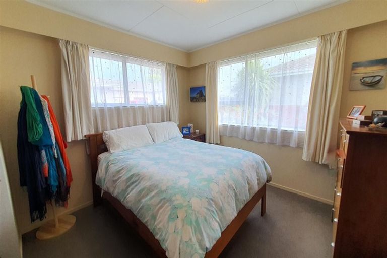 Photo of property in 8 Browns Avenue, Waimate, 7924