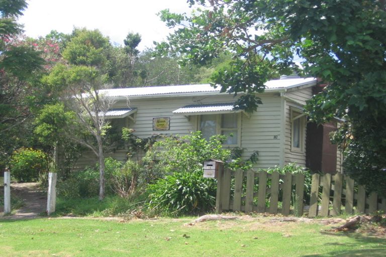 Photo of property in 18 Moa Avenue, Oneroa, Waiheke Island, 1081