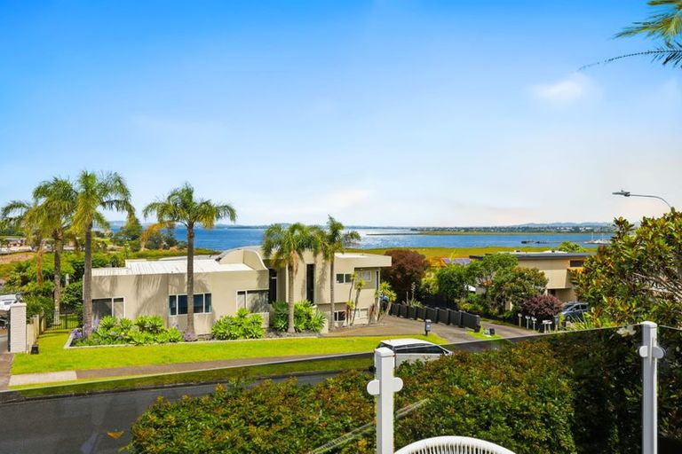 Photo of property in 23 Bannings Way, Hobsonville, Auckland, 0618