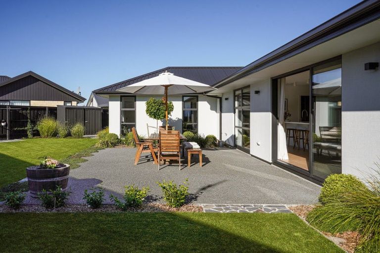 Photo of property in 8 Hotere Street, Rangiora, 7400