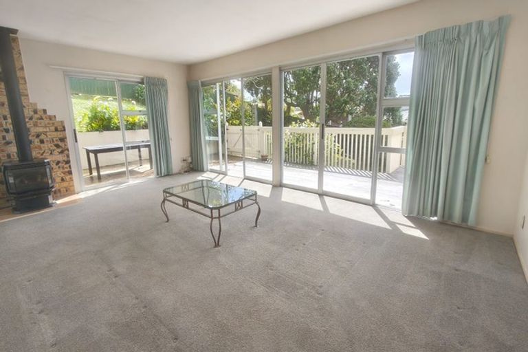 Photo of property in 3 Manaia Place, Mairangi Bay, Auckland, 0630
