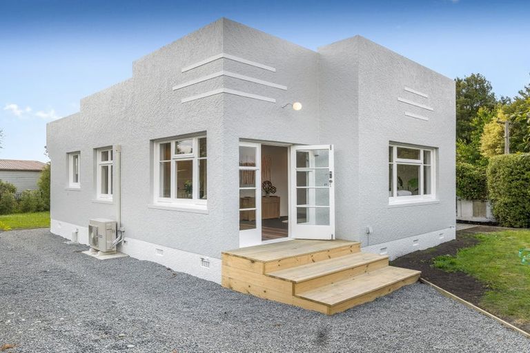 Photo of property in 10 Mcfaddens Road, St Albans, Christchurch, 8052