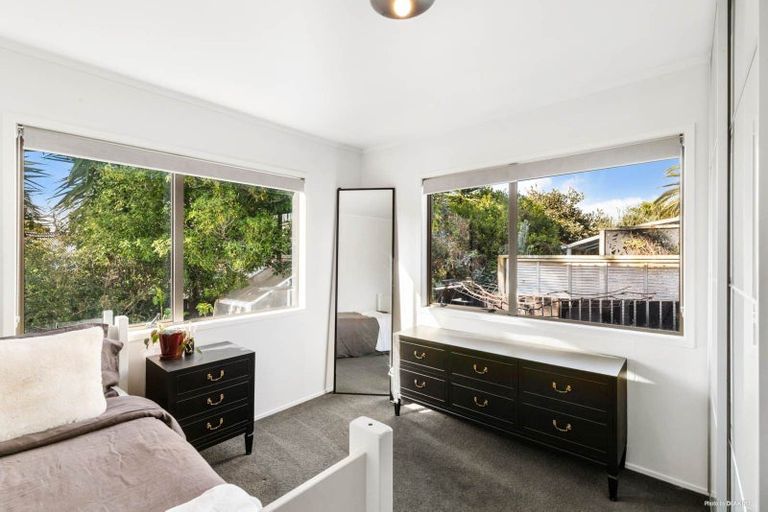 Photo of property in 7b Edgewater Parade, Waiuku, 2123