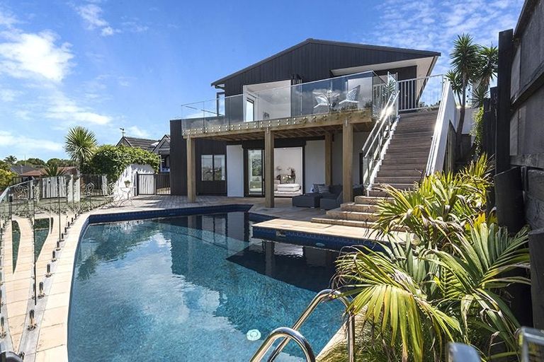 Photo of property in 184 Clovelly Road, Bucklands Beach, Auckland, 2012
