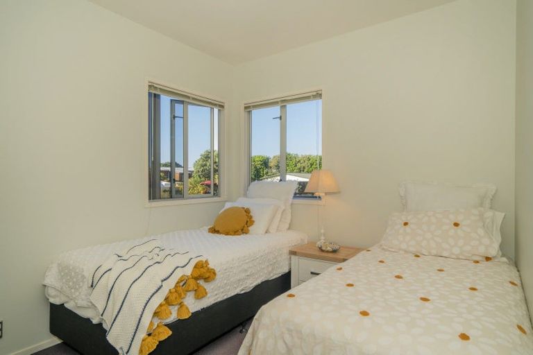 Photo of property in 17 Hahei Beach Road, Hahei, Whitianga, 3591