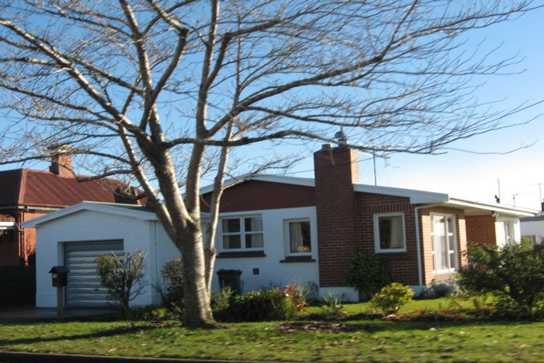 Photo of property in 30 Queen Street, Winton, 9720