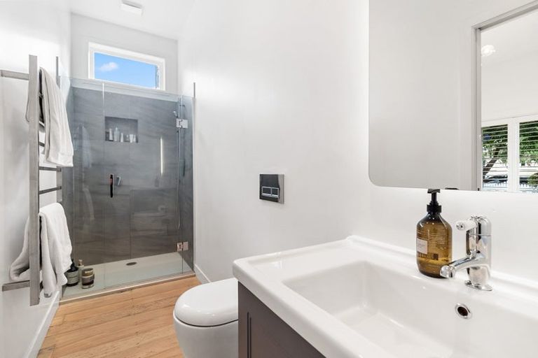 Photo of property in 18 Pine Street, Mount Eden, Auckland, 1041