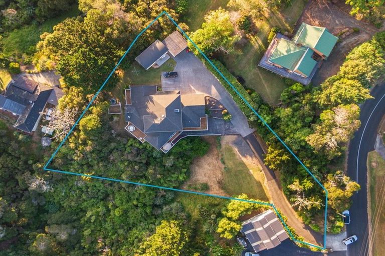 Photo of property in 4 Clayden Drive, Gulf Harbour, Whangaparaoa, 0930