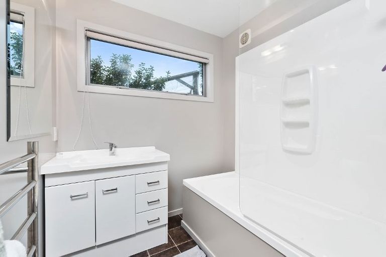 Photo of property in 26 Charles Court, Lake Hawea, Wanaka, 9382