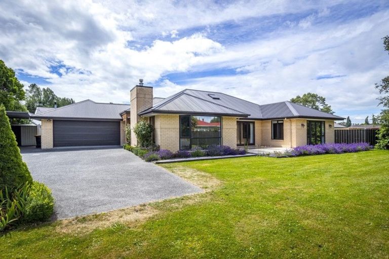 Photo of property in 1 Kennedy Street, Geraldine, 7930