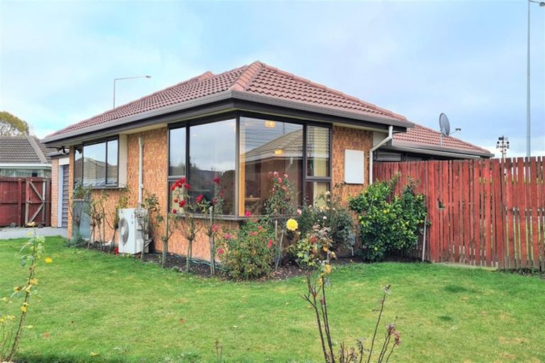 Photo of property in 19 Dumfries Drive, Hei Hei, Christchurch, 8042