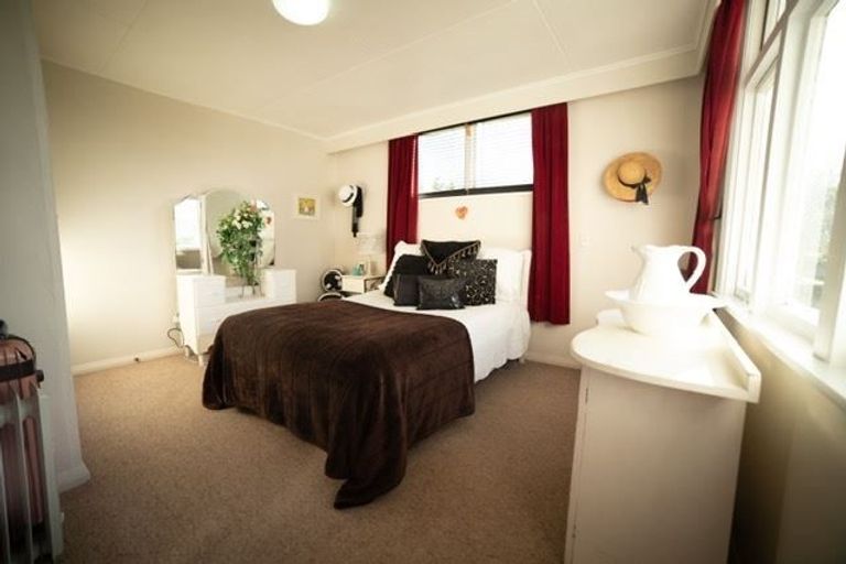 Photo of property in 1 Swan Street, Taihape, 4720