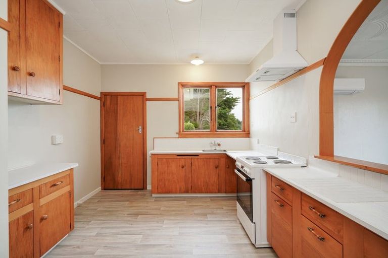 Photo of property in 20 Palmer Street, Grasmere, Invercargill, 9810